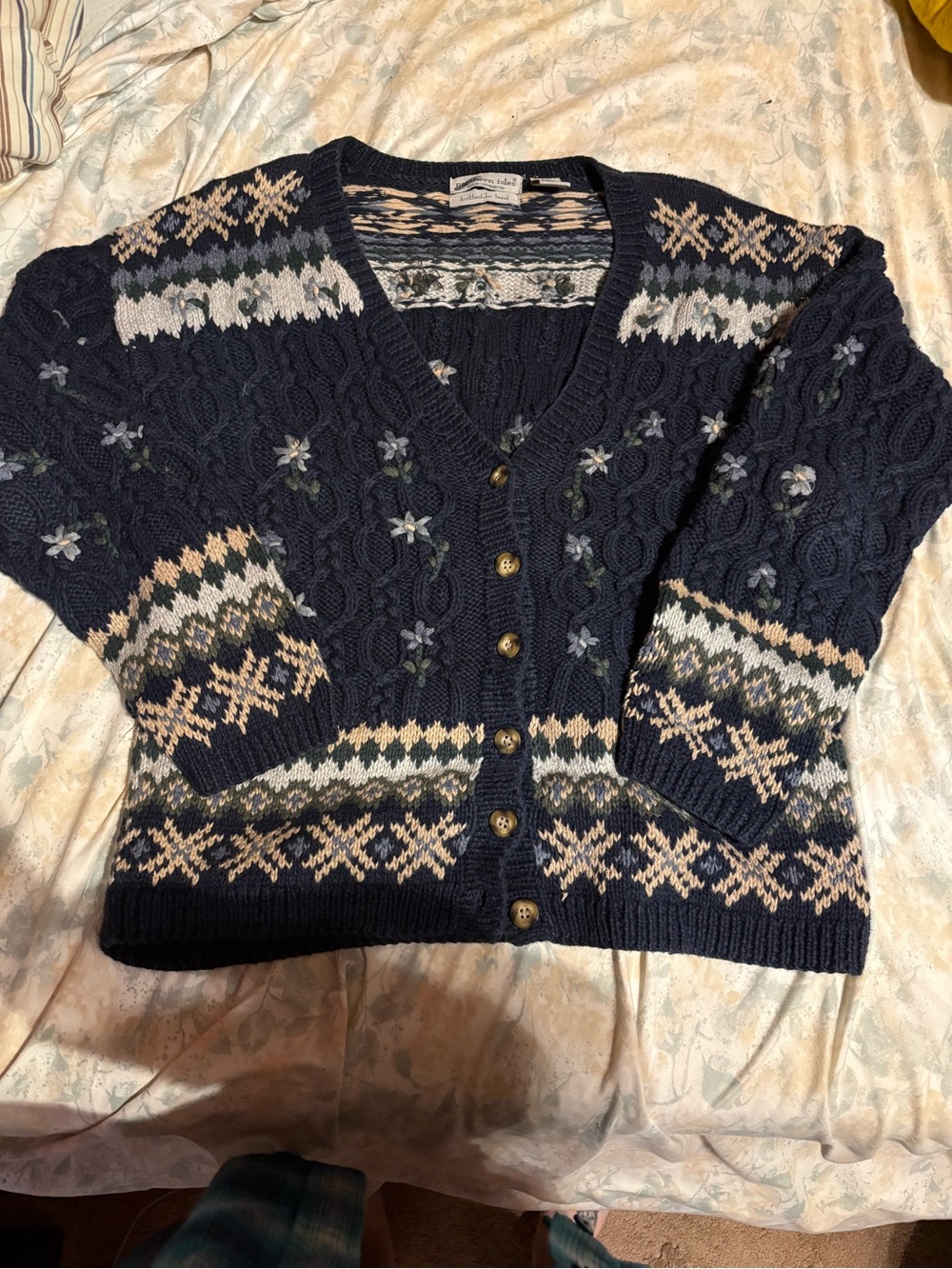 Northern Isles Vintage hand knitted cardigan sweater